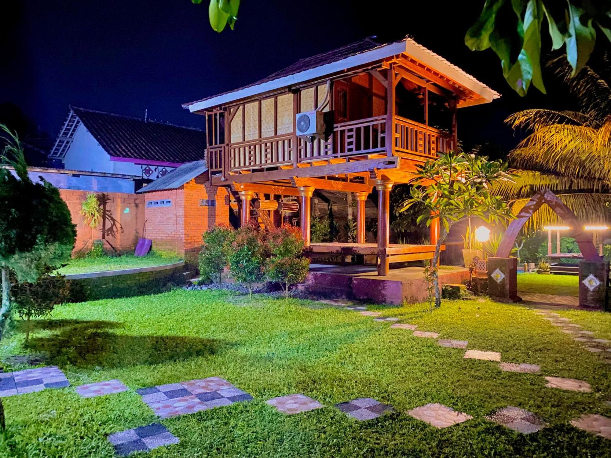 Bello Bungalow Batukliang Luaran gambar
