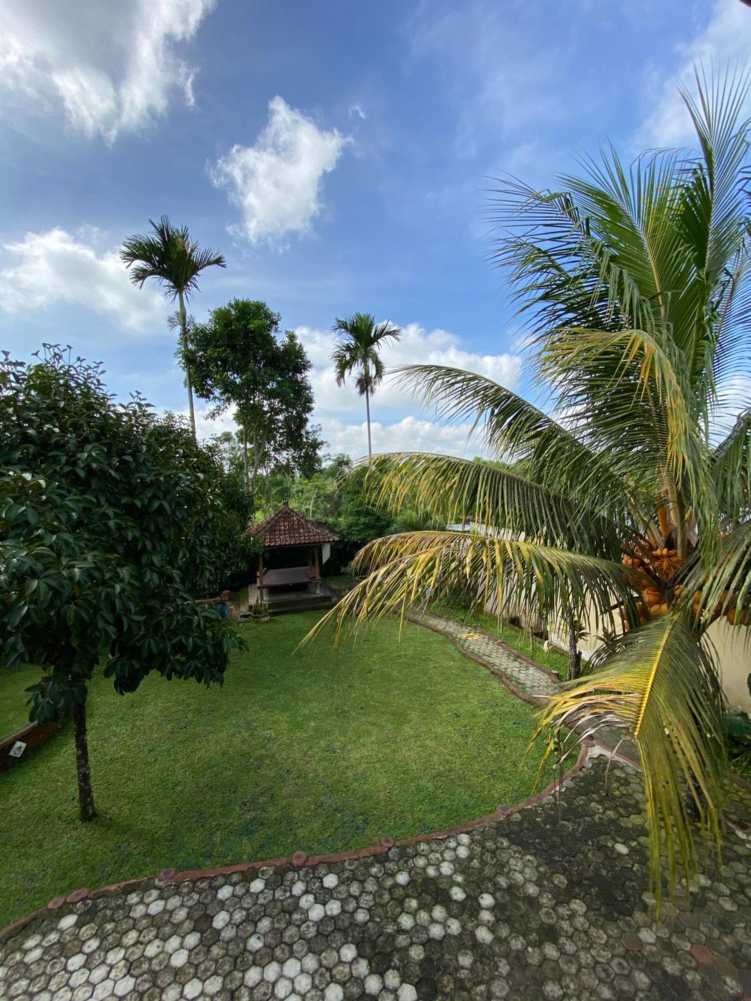 Bello Bungalow Batukliang Luaran gambar