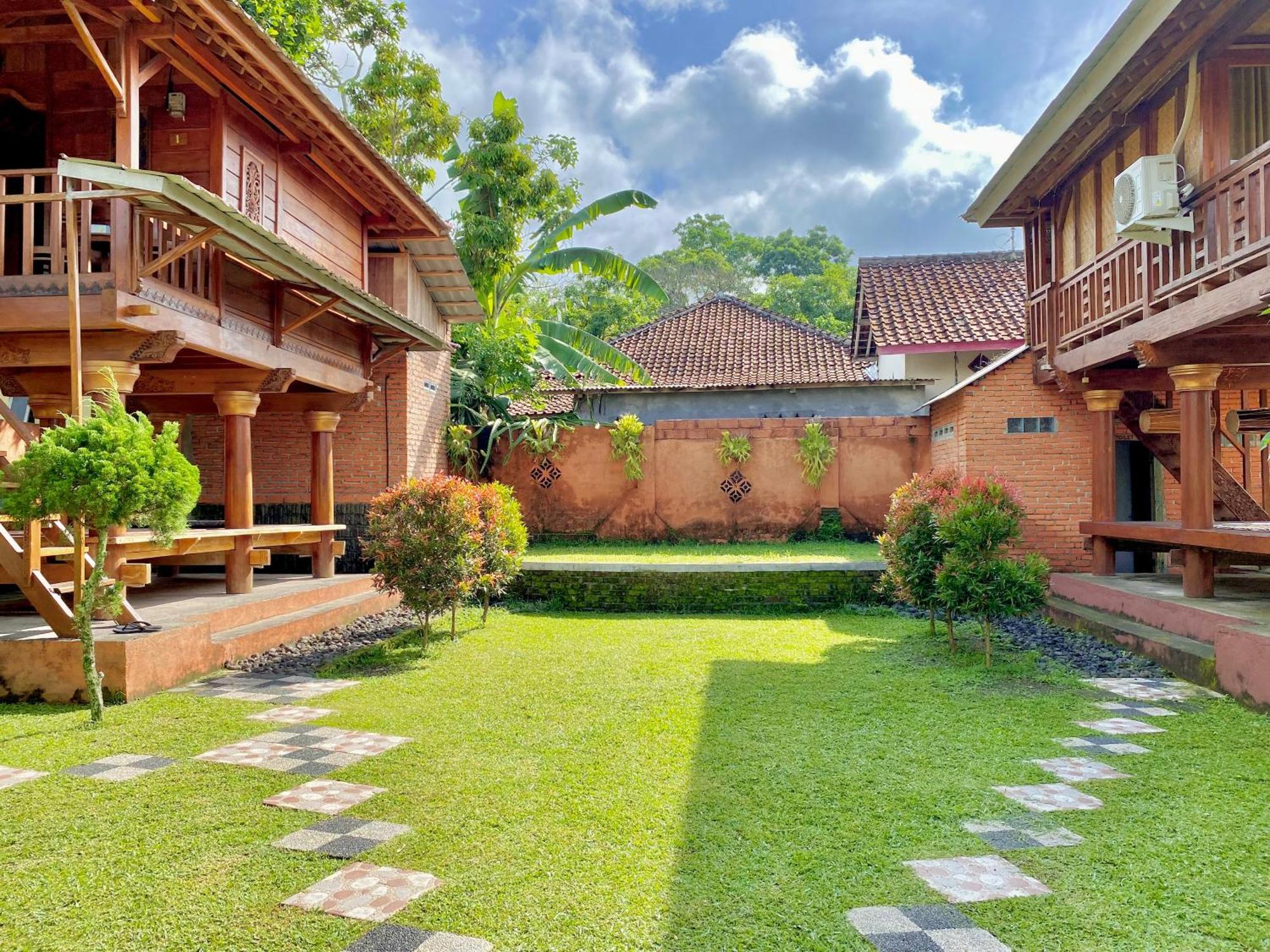 Bello Bungalow Batukliang Luaran gambar