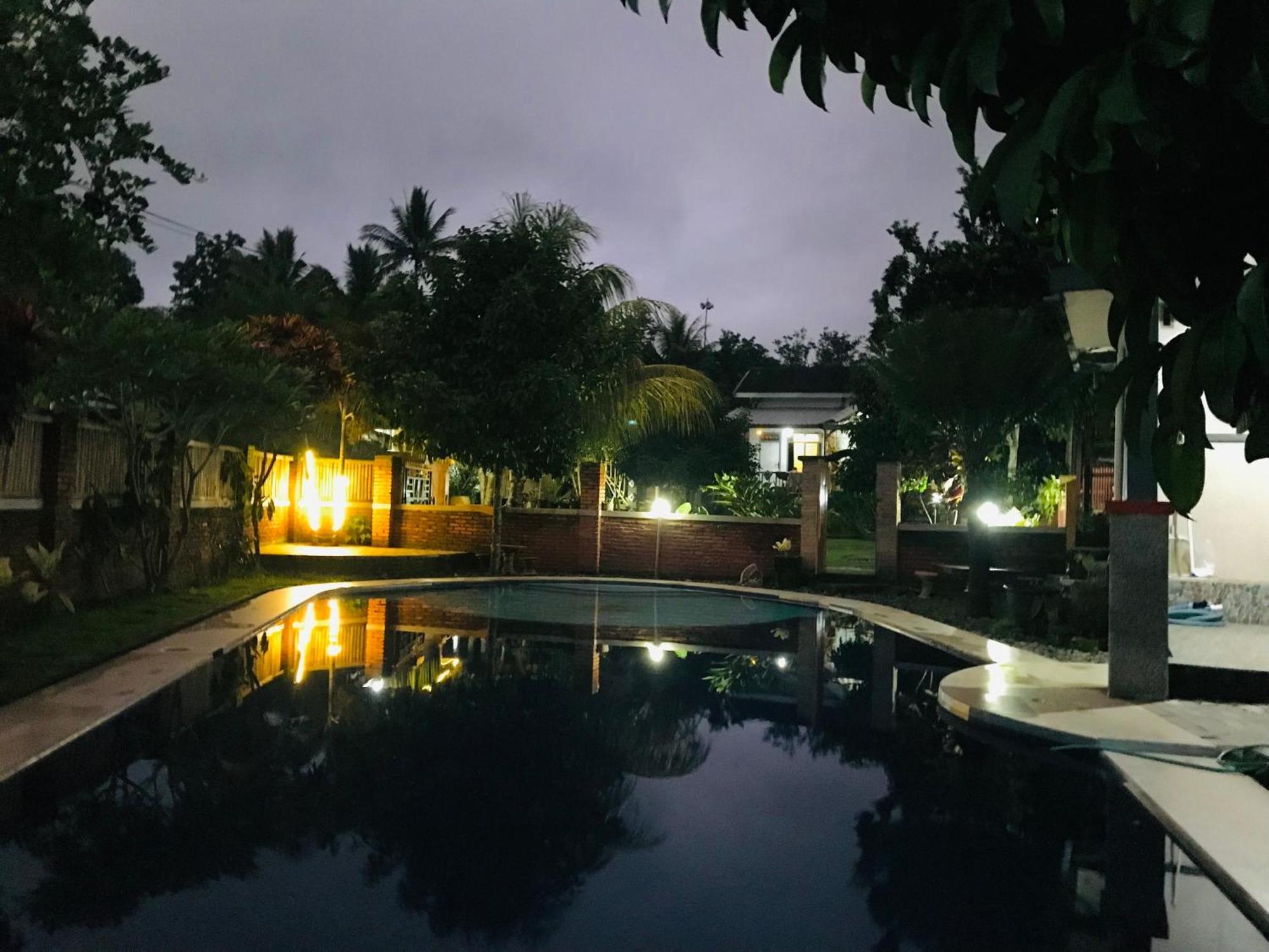 Bello Bungalow Batukliang Luaran gambar
