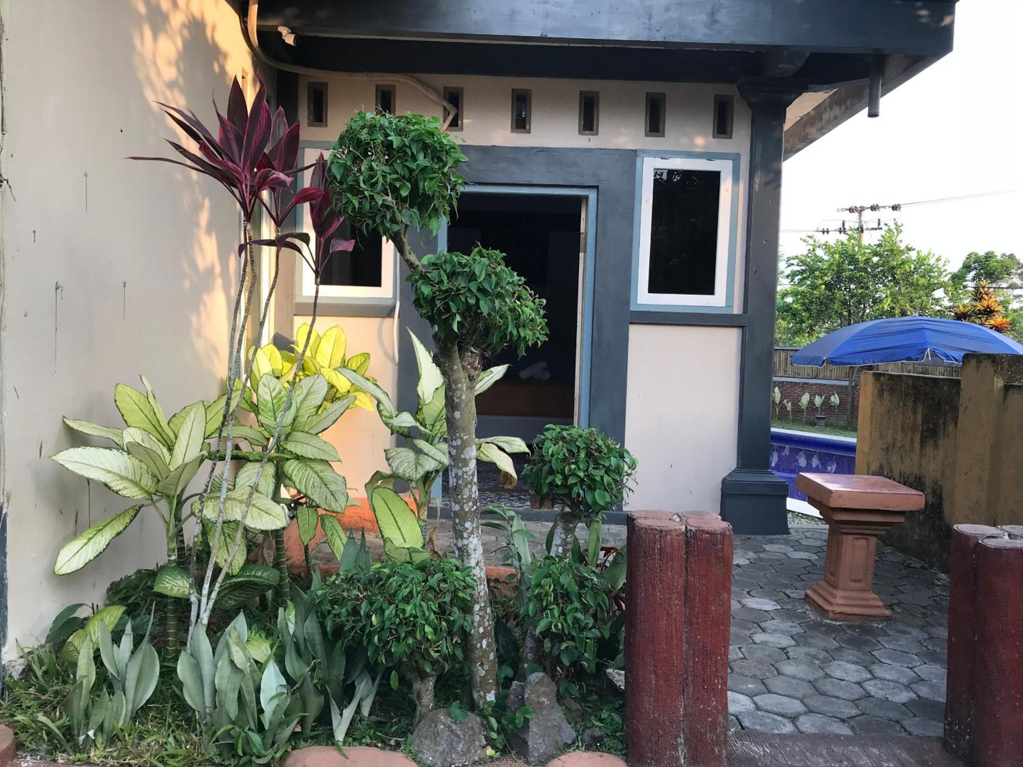 Bello Bungalow Batukliang Luaran gambar