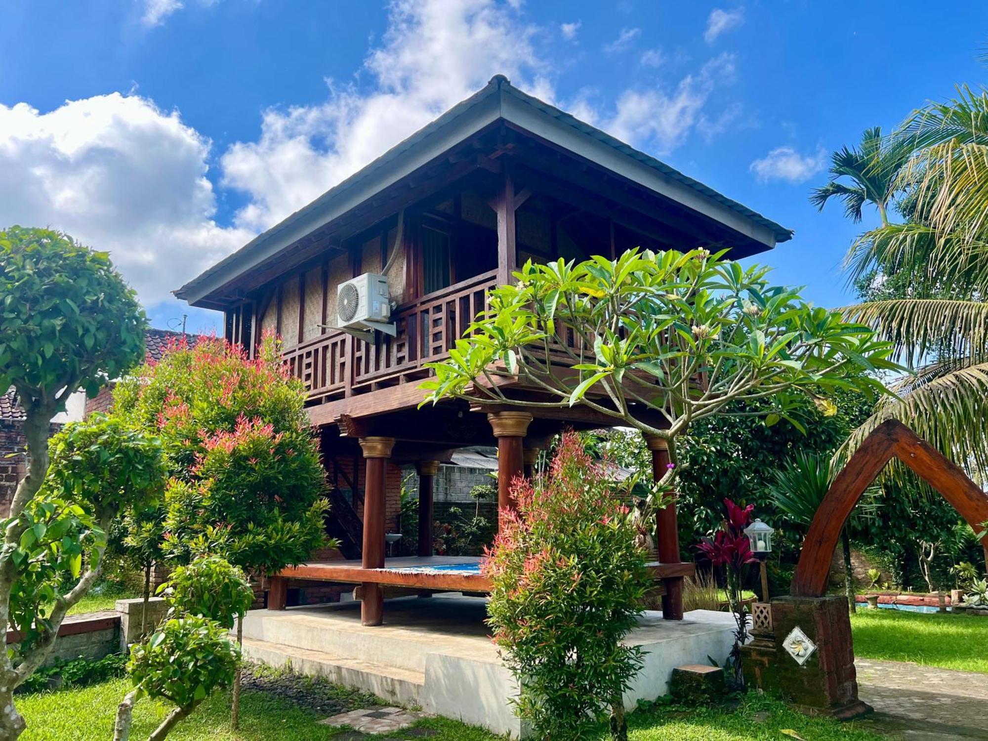 Bello Bungalow Batukliang Luaran gambar