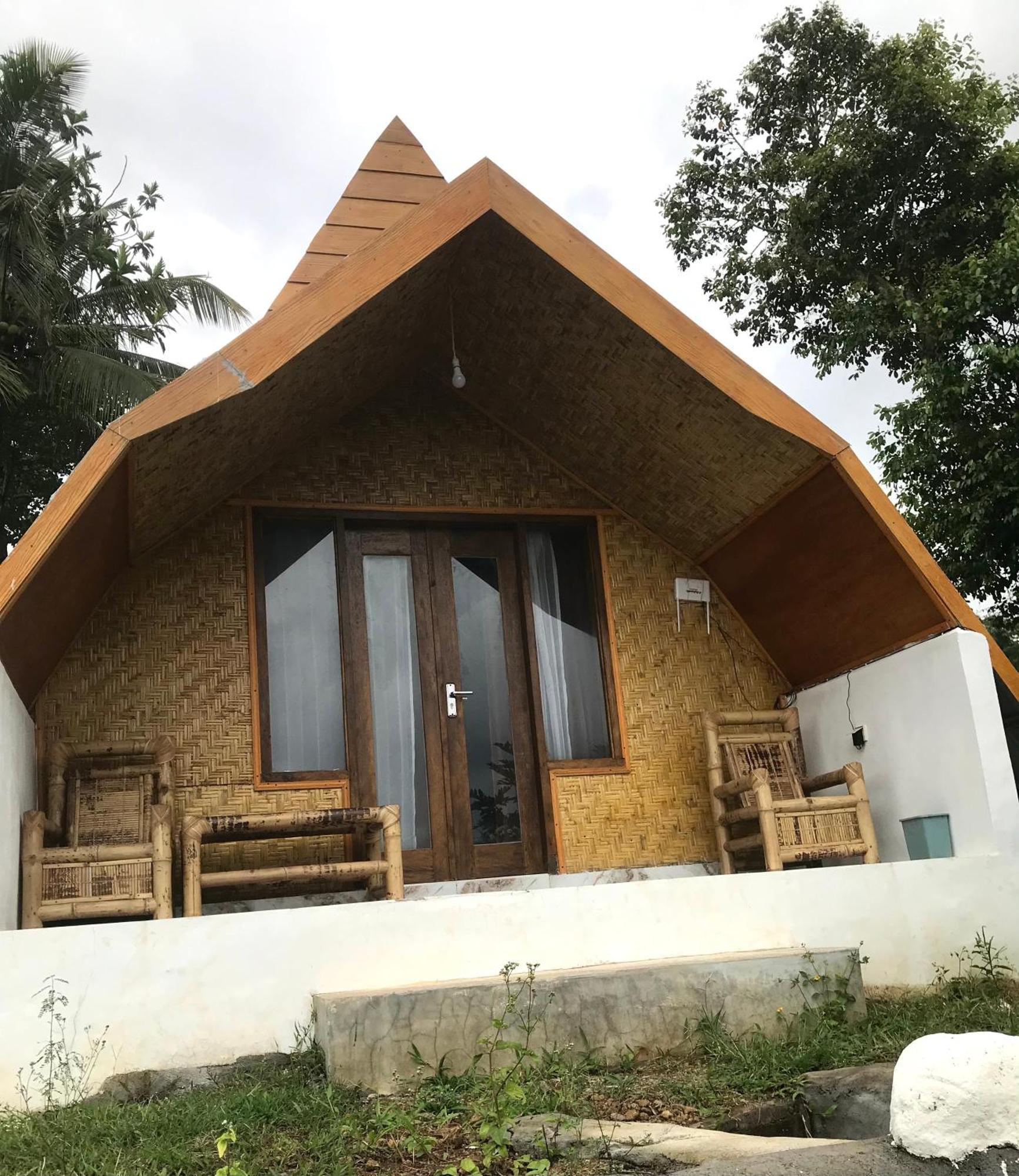 Bello Bungalow Batukliang Luaran gambar